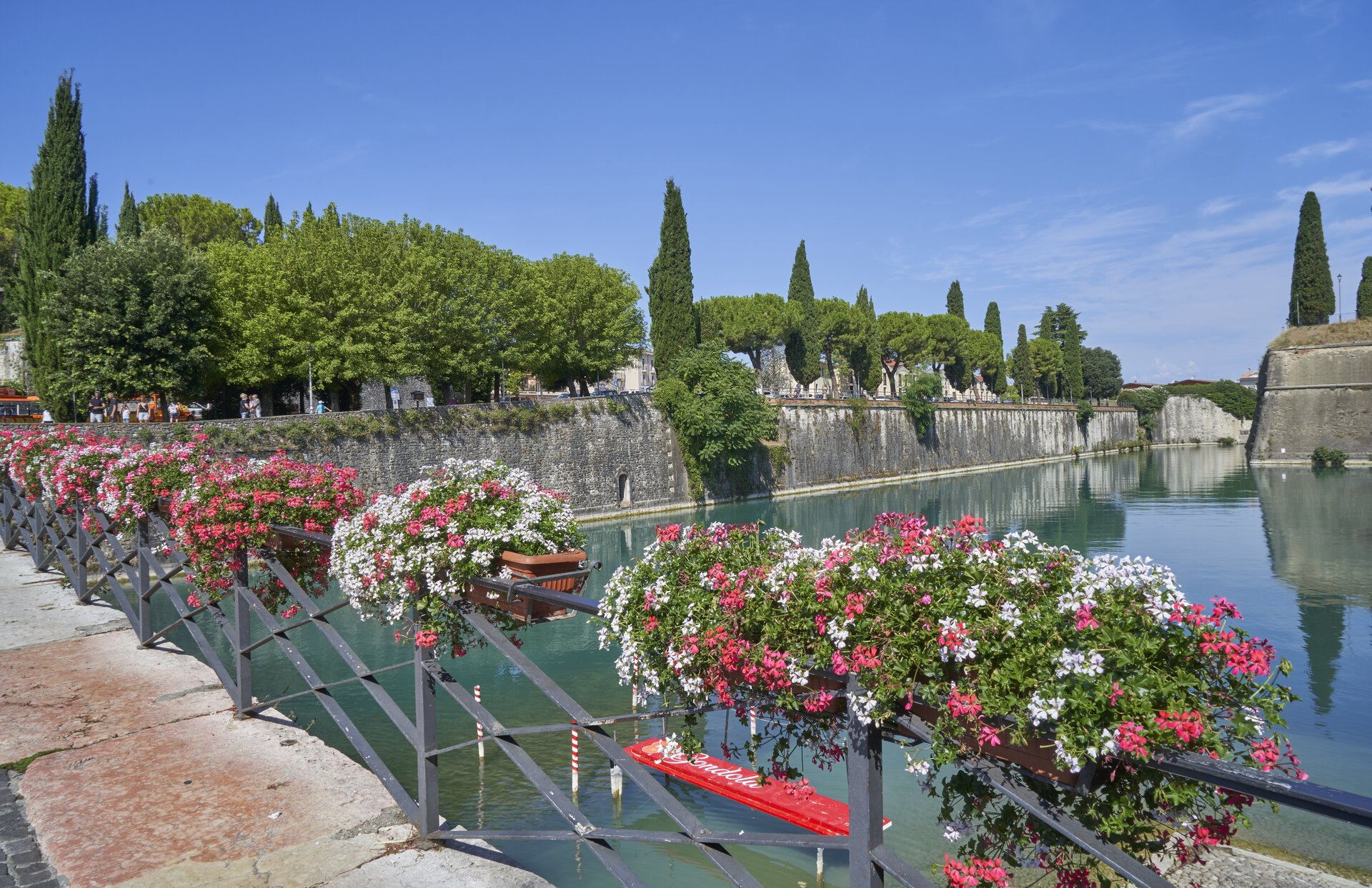 la botteghina peschiera del garda