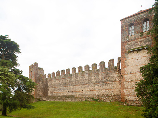 Mittelalterliche Festungsanlagen