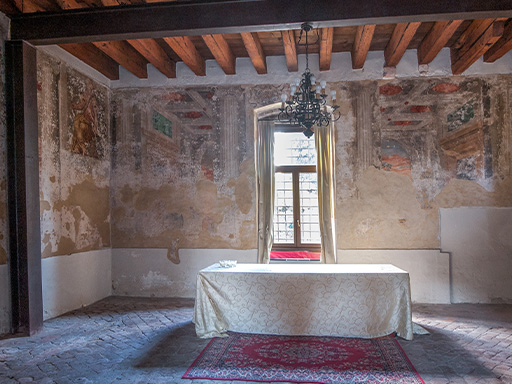 Hall of frescoes